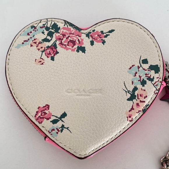 Coach Elvis Love Me Tender Heart Case - Picture 2 of 16